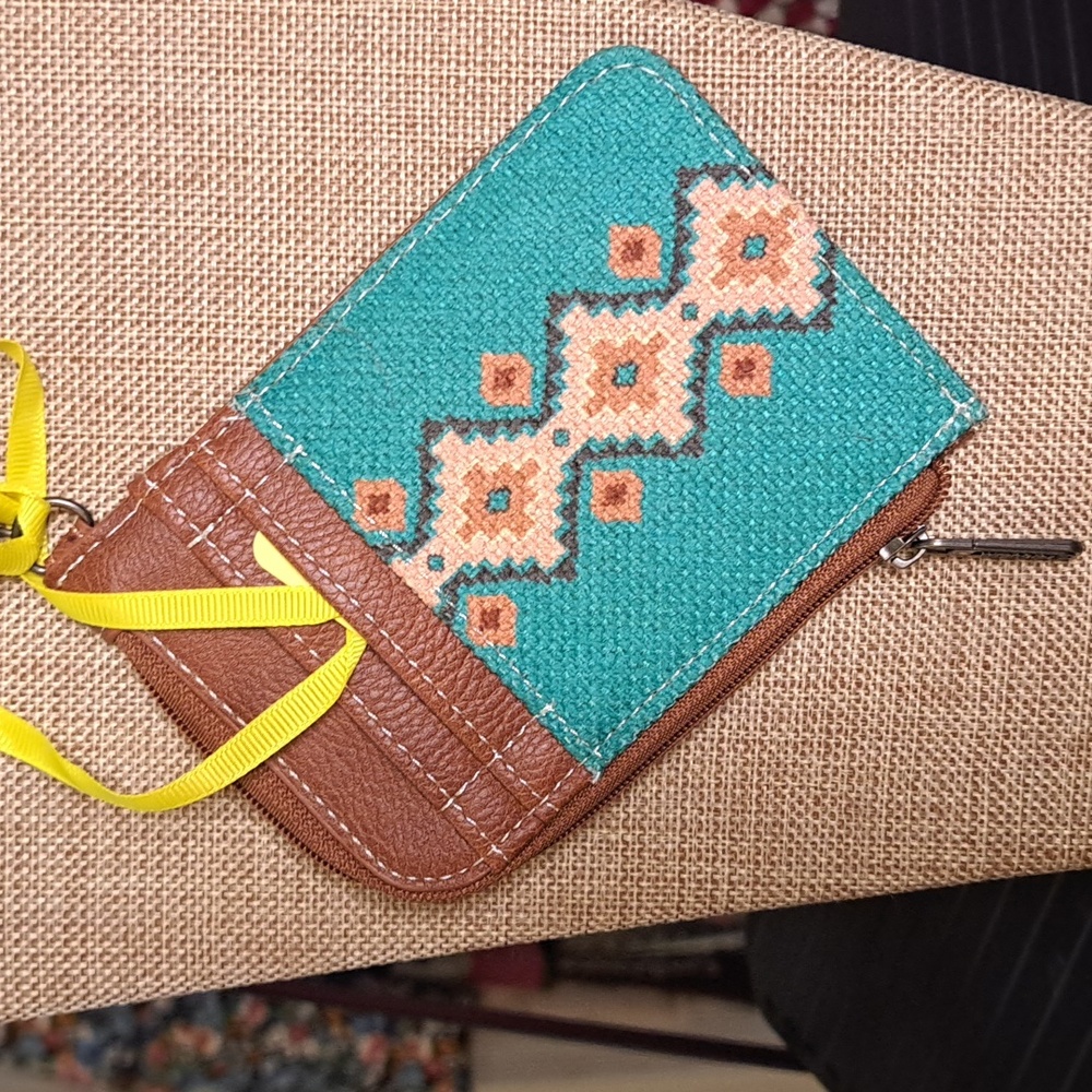 Wrangler Brown and Teal Card Holder